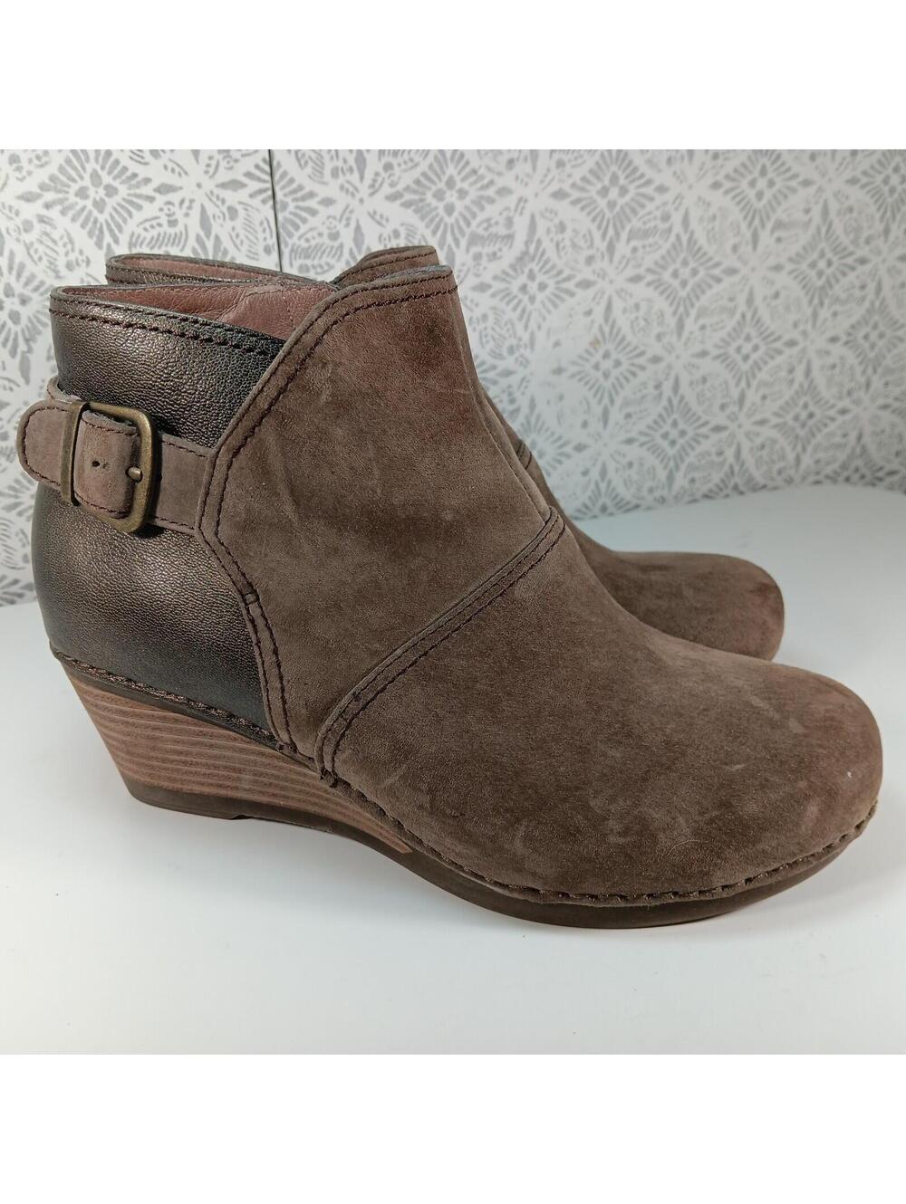 Dansko Shirley Boots Womens 38 Brown Suede Wedge Ankle Bootie Leather Buckle Zip